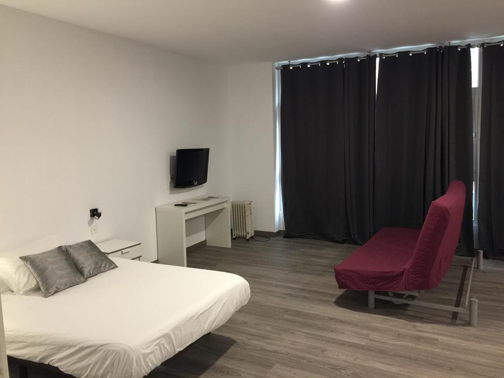 Room And Kitchen Bilbao Exterior photo